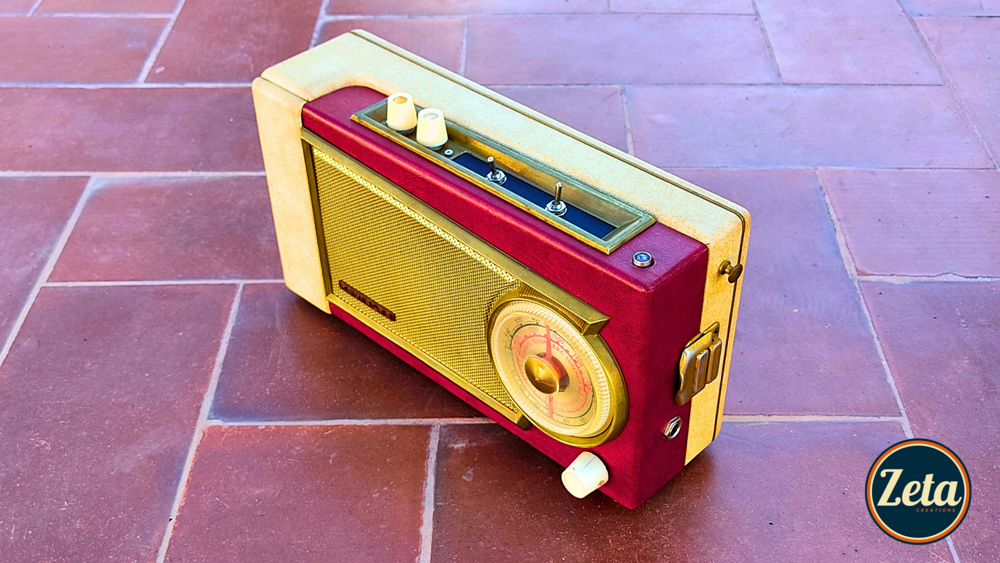 "RADIALVA T" Portable guitar radio amp with tremolo by Zeta Creations