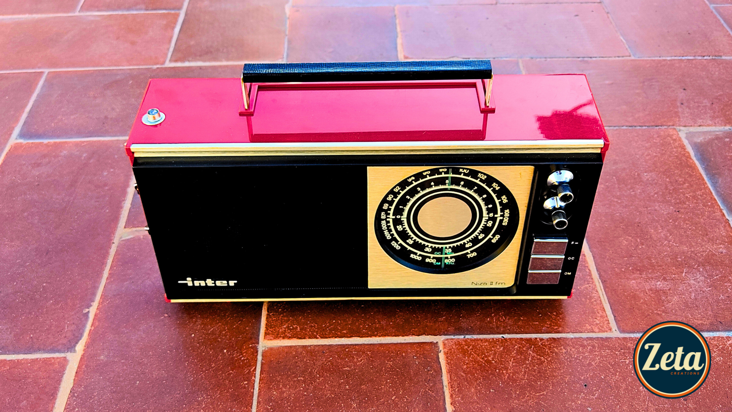 "BLOOD OX T" Portable guitar radio amp with tremolo by Zeta Creations