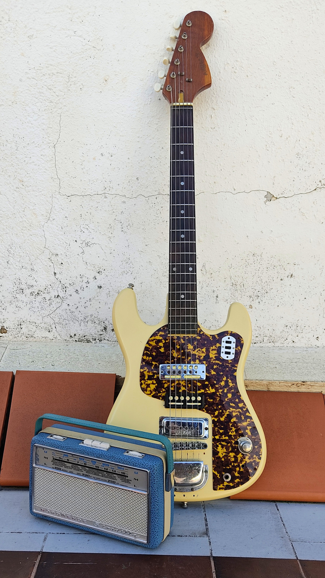 "STRADELLA T" Vintage guitar radio amp with tremolo