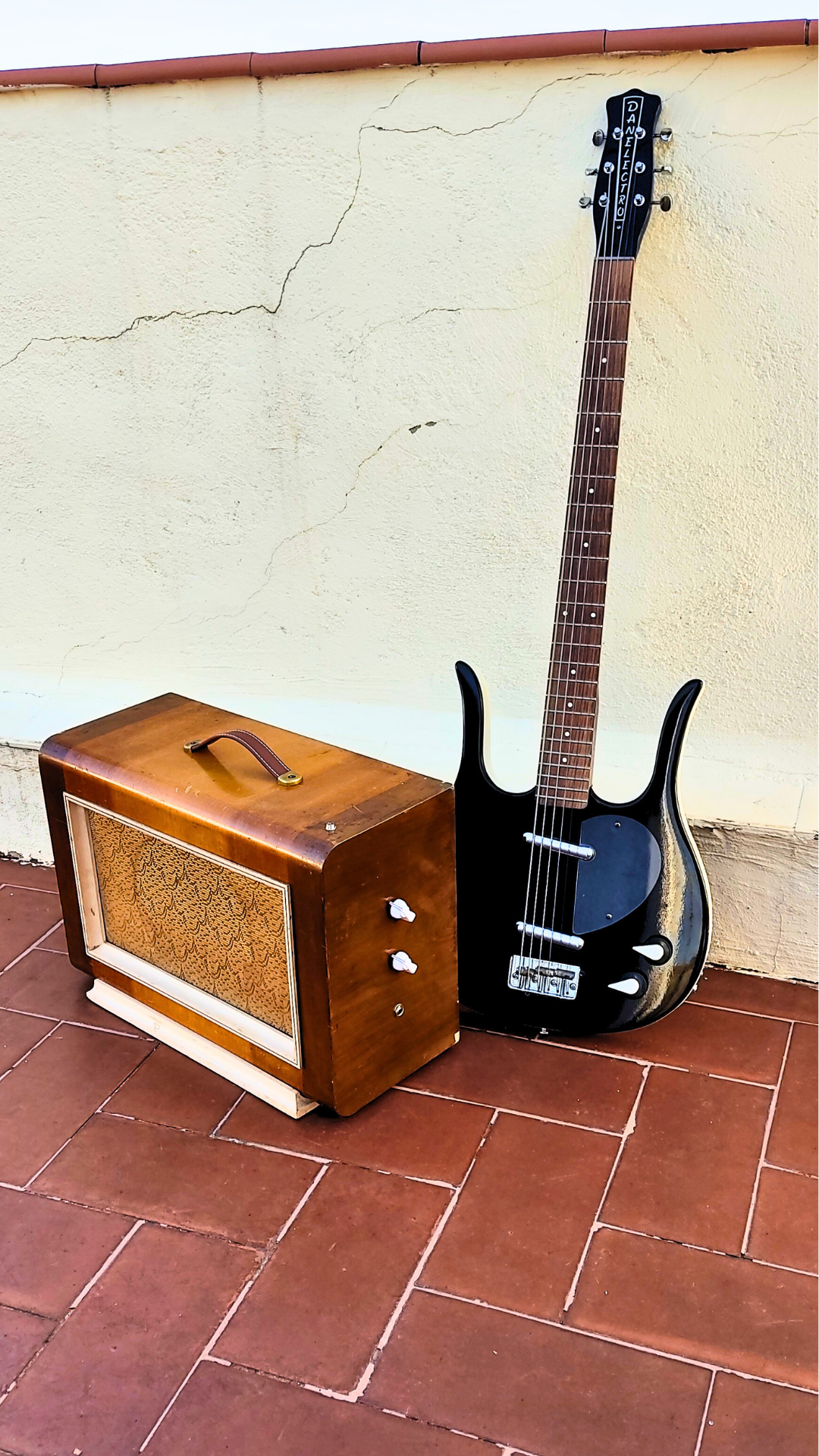 "BIG BOY T" Guitar amp with built in tremolo