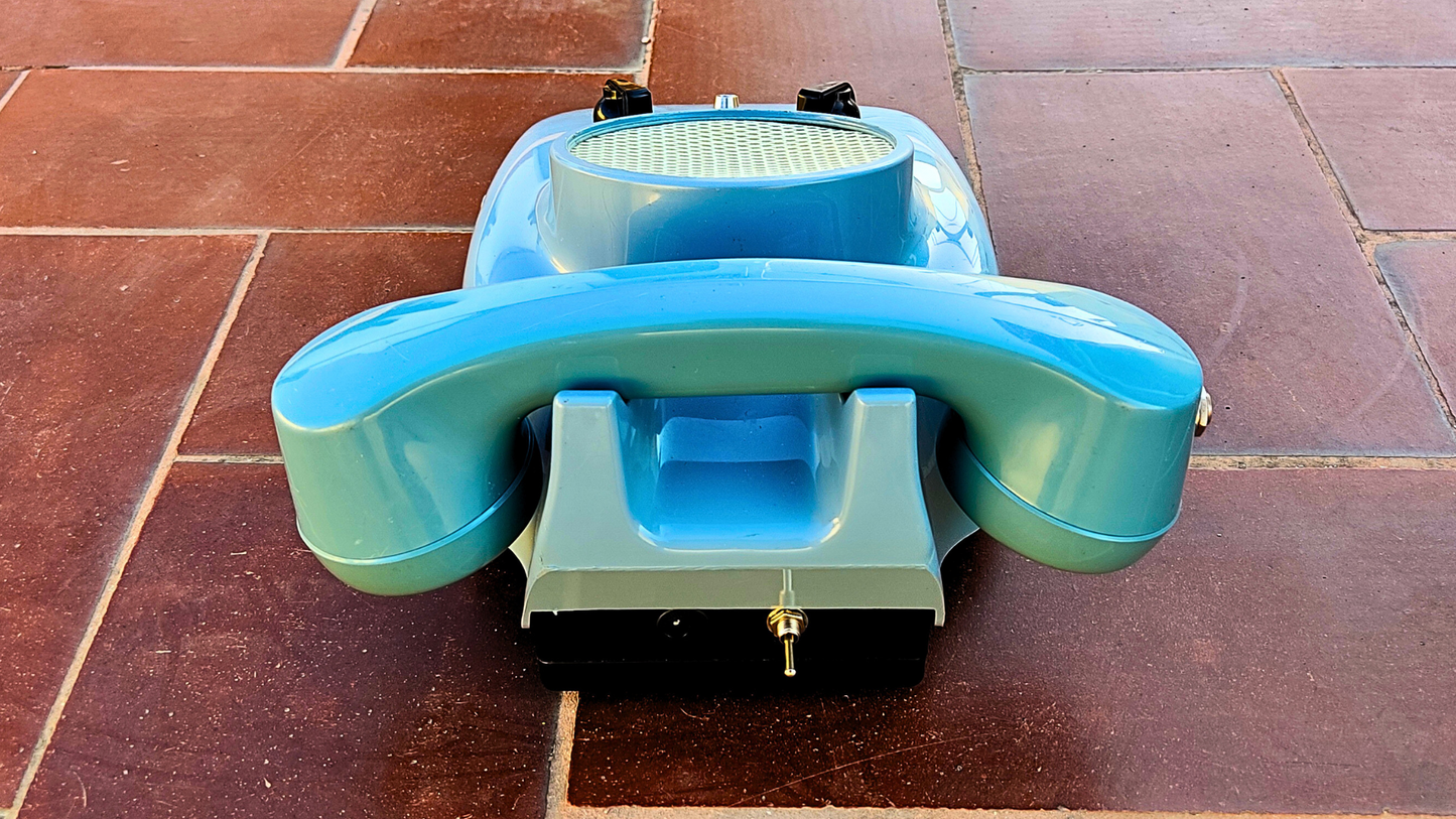 "TONE RUBY" Portable guitar radio amp with telephone microphone by Zeta Creations