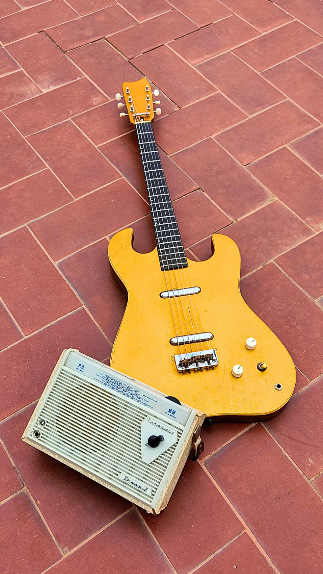 RADIOMATIC Vintage guitar radio amp