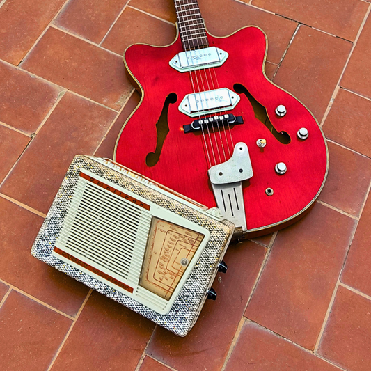 OMNITRON T Vintage guitar radio amp with tremolo
