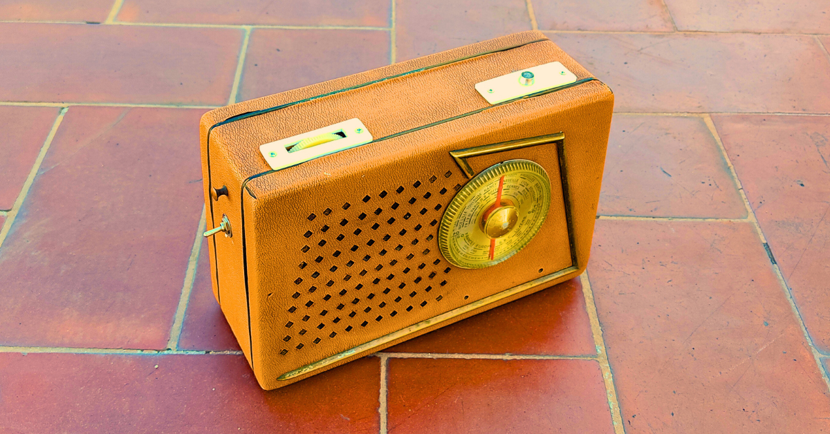 "THE STRUMMER" Vintage guitar radio amp