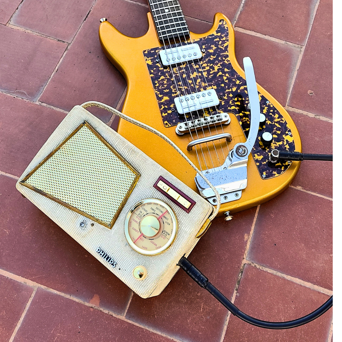 "GUILLOTINE" Vintage guitar radio amp