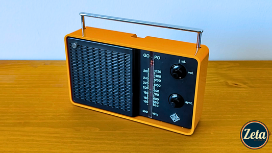 "HORNET P" Portable guitar radio amp by Zeta Creations