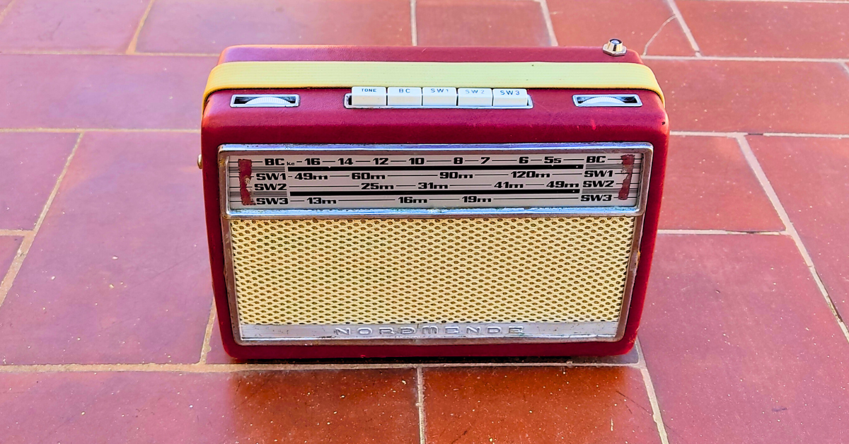 "RUMBA T" Vintage guirar radio amp with built in tremolo