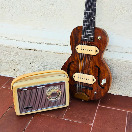 "MARVEL W" Vintage guitar radio amp