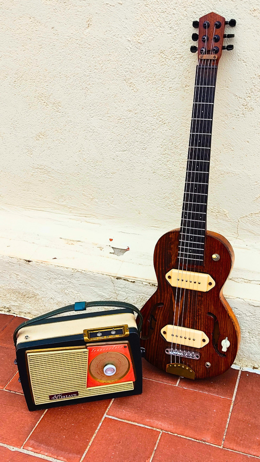 SONO BLUE T Vintage guitar radio amp with tremolo