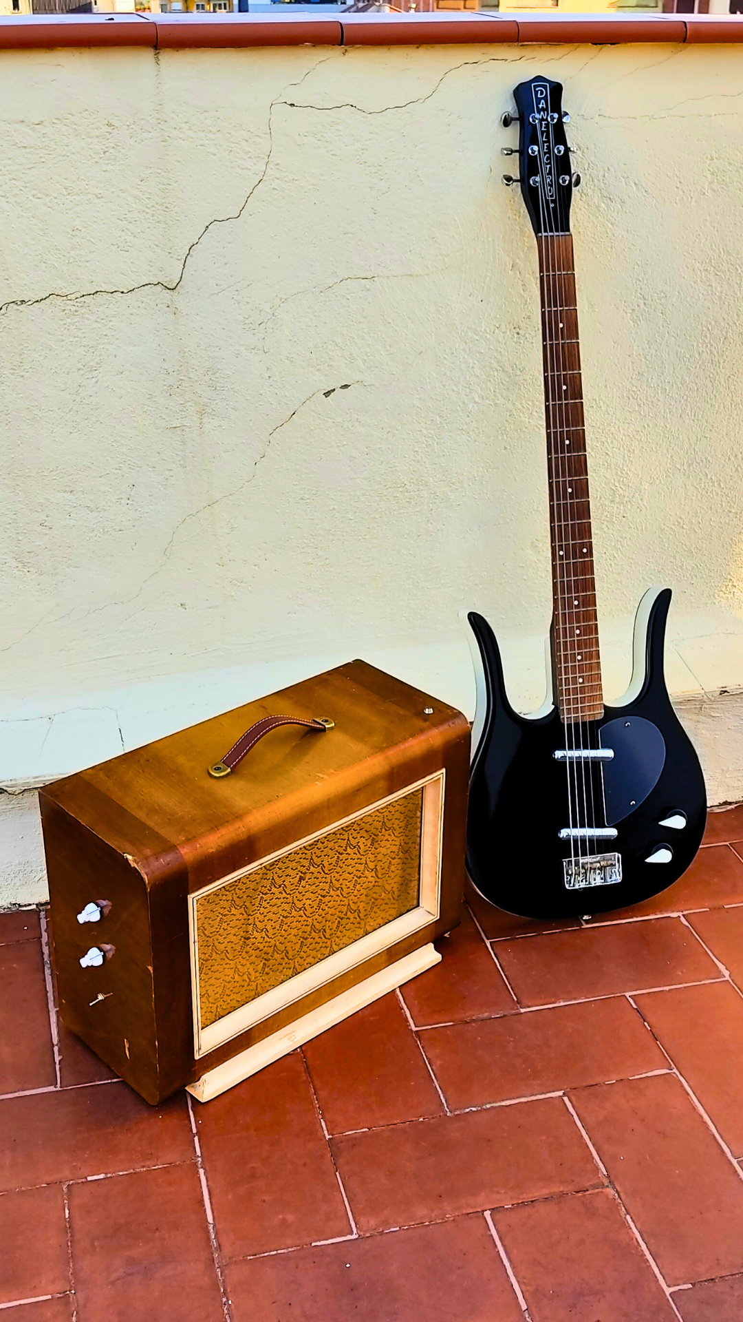 "BIG BOY T"  Guitar amp with built in tremolo