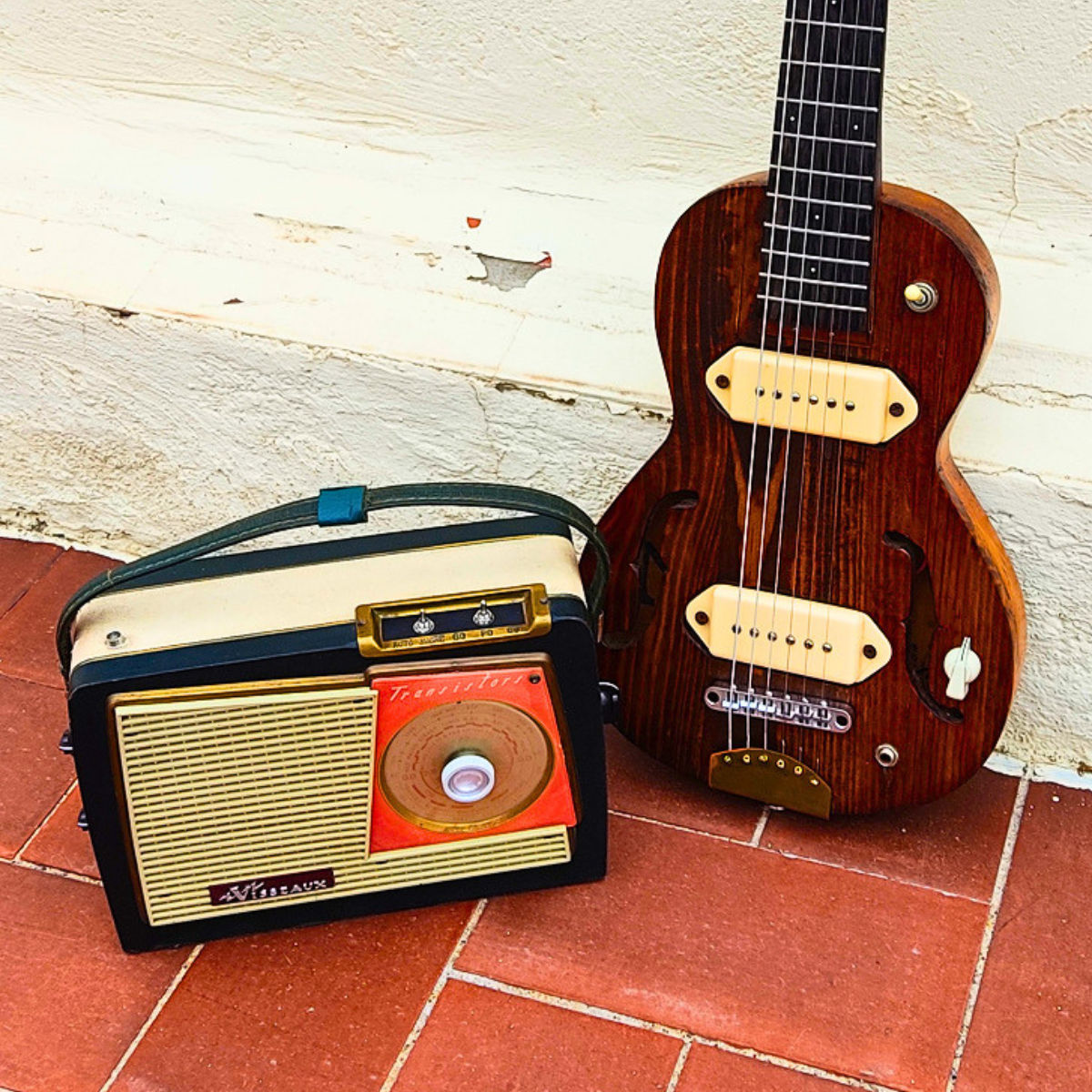 SONO BLUE T Vintage guitar radio amp with tremolo