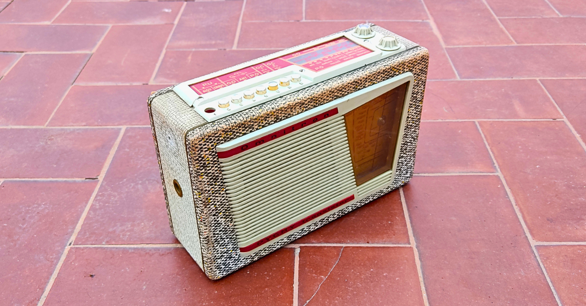 OMNITRON T Vintage guitar radio amp with tremolo