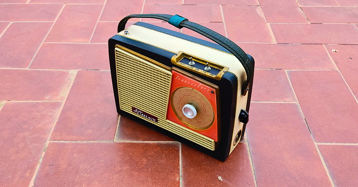 SONO BLUE T Vintage guitar radio amp with tremolo