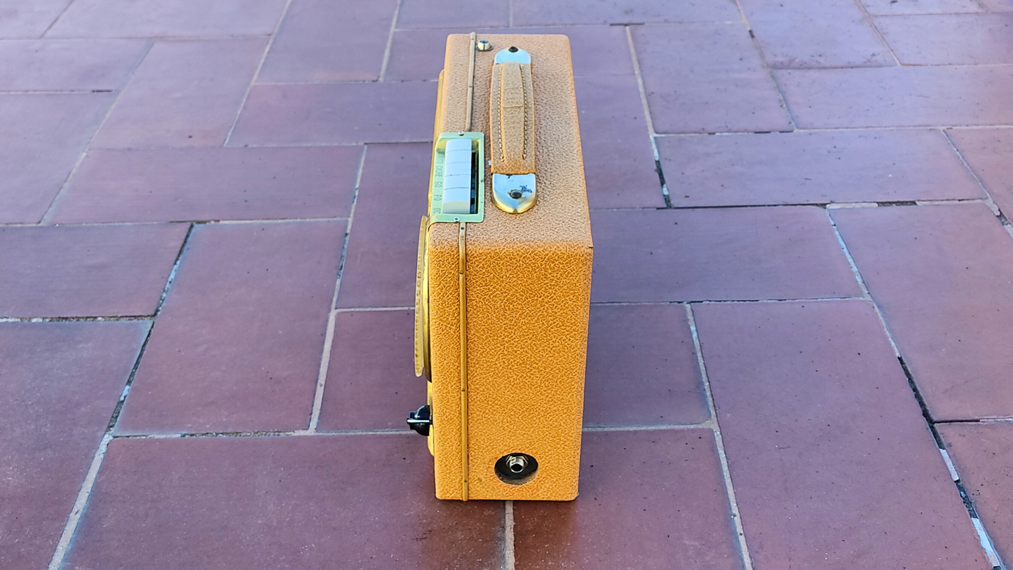 "SONO T" Vintage guitar radio amp with tremolo