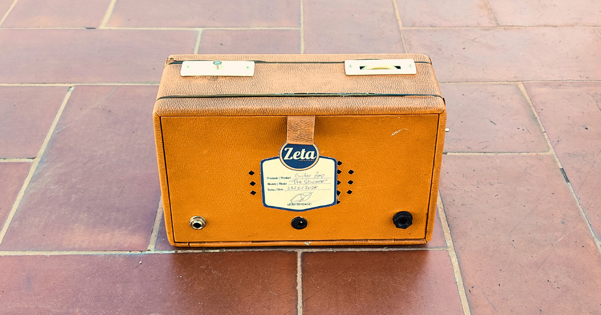 "THE STRUMMER" Vintage guitar radio amp