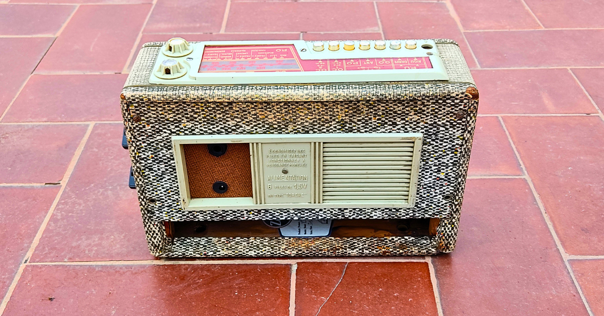 OMNITRON T Vintage guitar radio amp with tremolo
