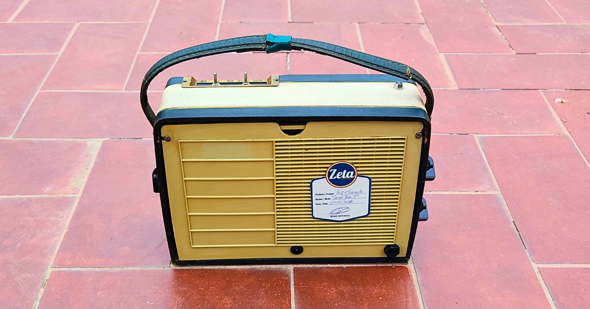 SONO BLUE T Vintage guitar radio amp with tremolo