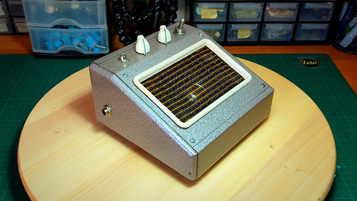 FLEXER Vintage guitar radio amp
