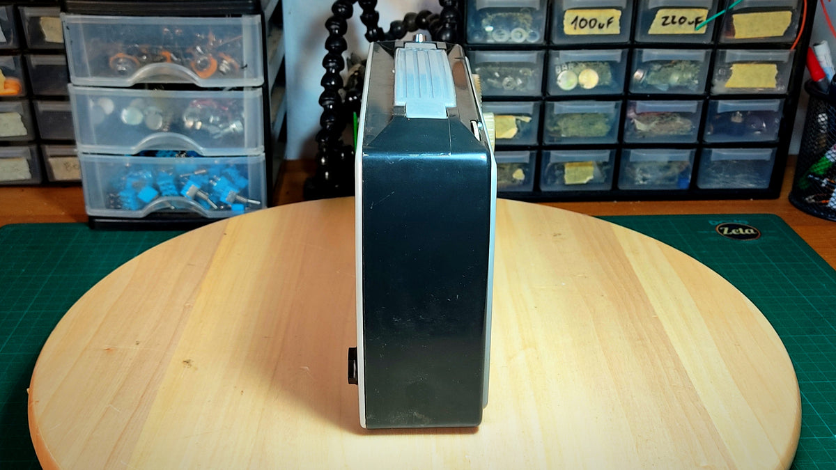 BRODKASTER Vintage guitar radio amp