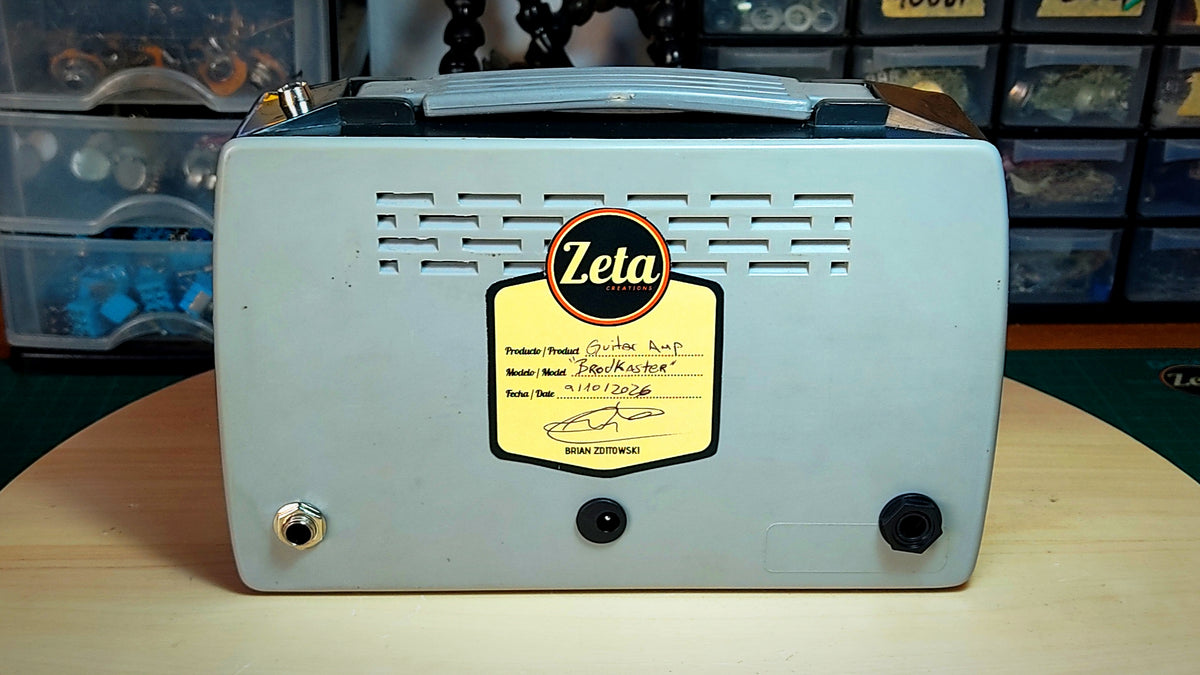 BRODKASTER Vintage guitar radio amp