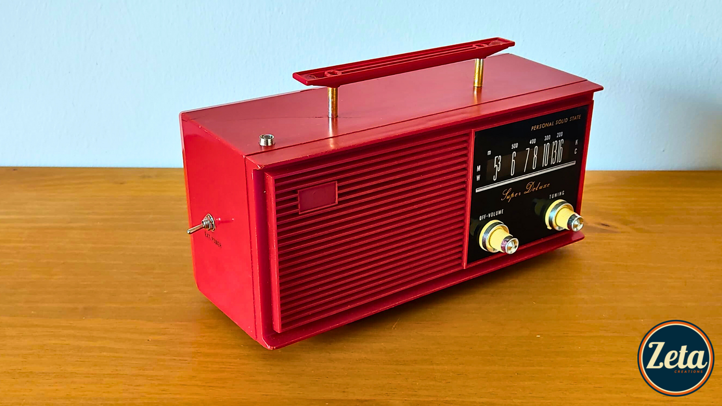 "RED DELUXE" Portable guitar radio amp by Zeta Creations